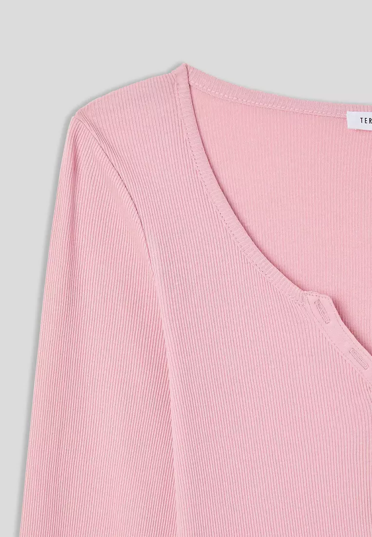 Woman Long-Sleeved Top