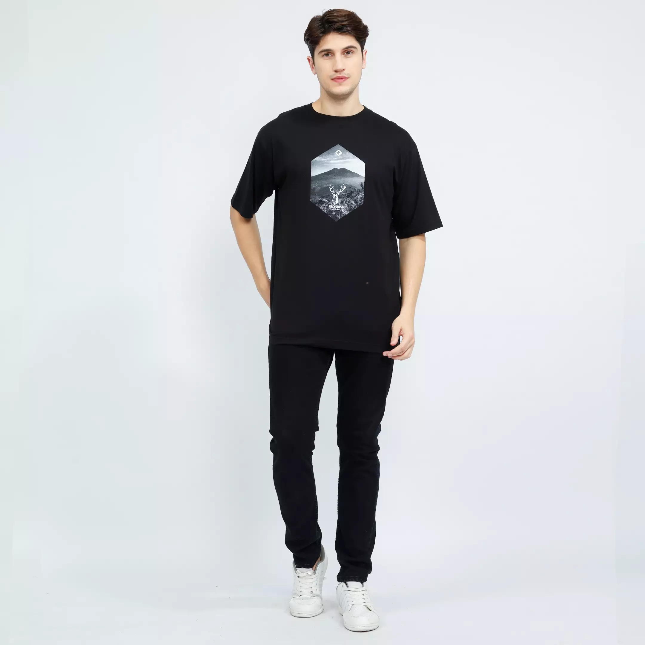 Kaos Design Front Deer Kaos Hitam Unisex