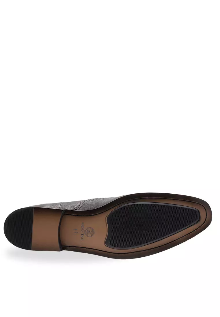 Bariloche Black Chelsea Boots