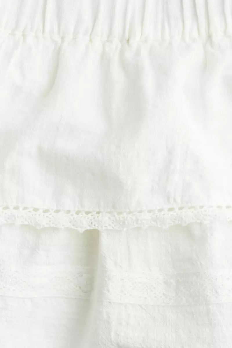 Lace-trimmed cotton skirt
