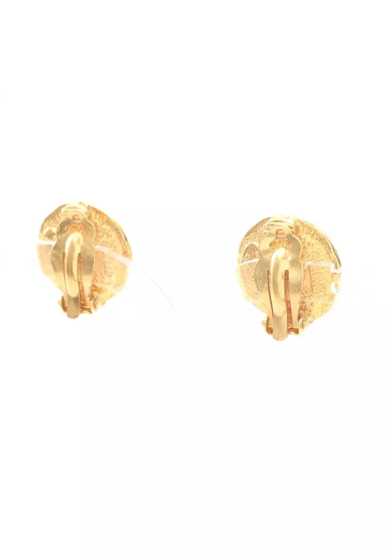 Pre-Loved Chanel circle logo earrings GP Fake pearl gold off white vintage