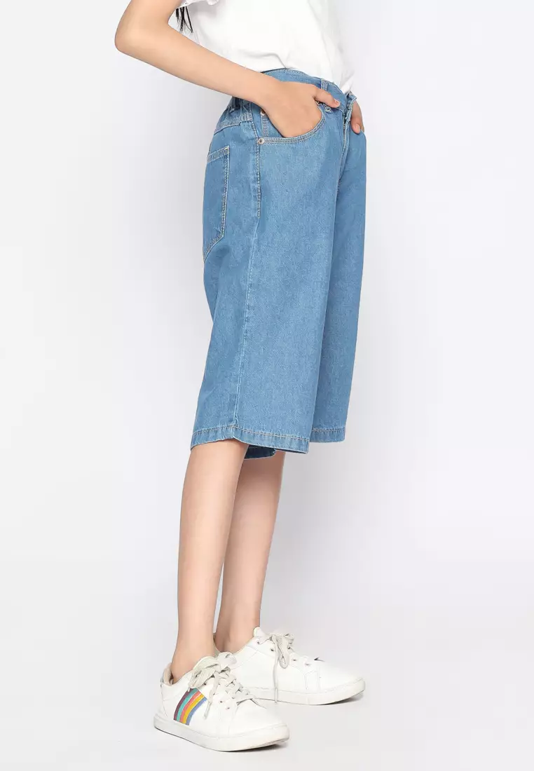 Celana Pendek Anak Perempuan Jeans Mid Blue With Model - CHEERS
