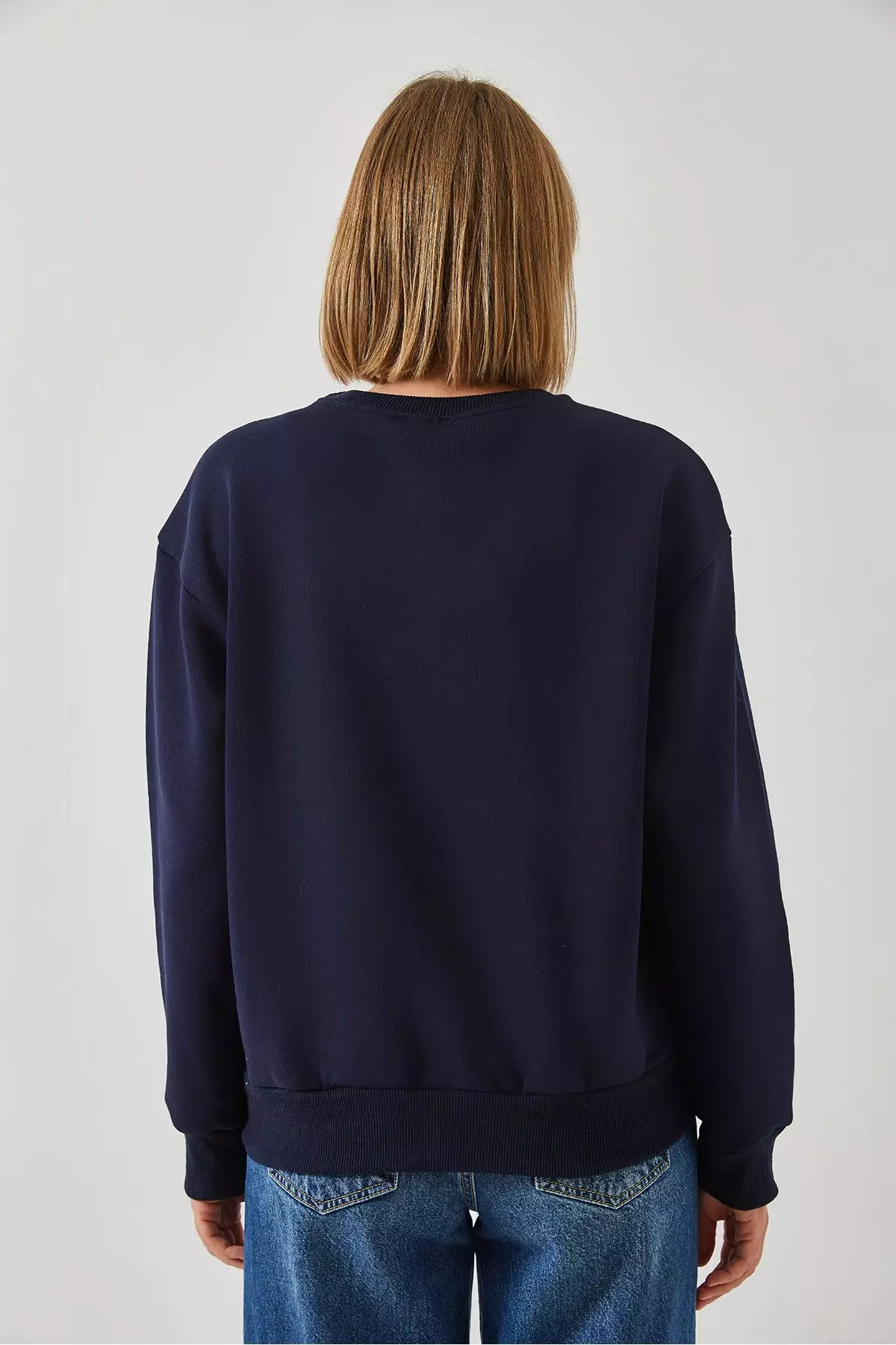 Women's Loose Cut Round Neck Sweatshirt Mbhs022 60601022