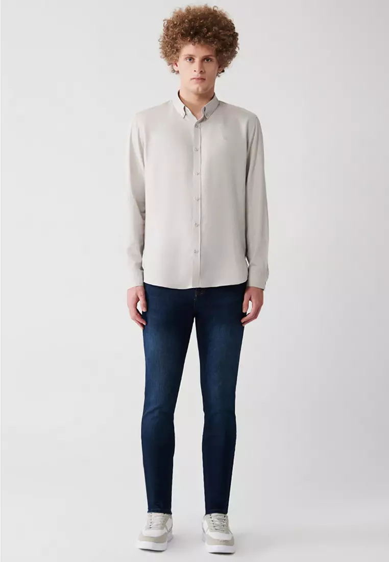 Long Sleeves Collared Shirt