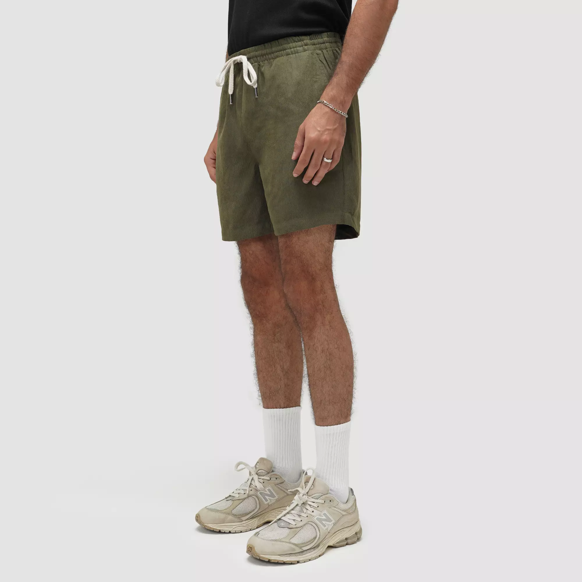 CELCIUS Celana Pendek Corduroy Pique L03000726C Dark Green