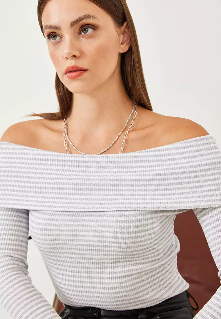 Women's Madonna Collar Striped Ribbed Long Sleeve Blouse 60251889