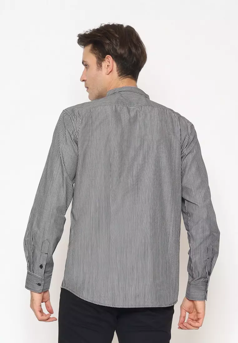 POLICE Kemeja Salur Koko Krah Shanghai Regular Fit Lengan Panjang Pria Hitam