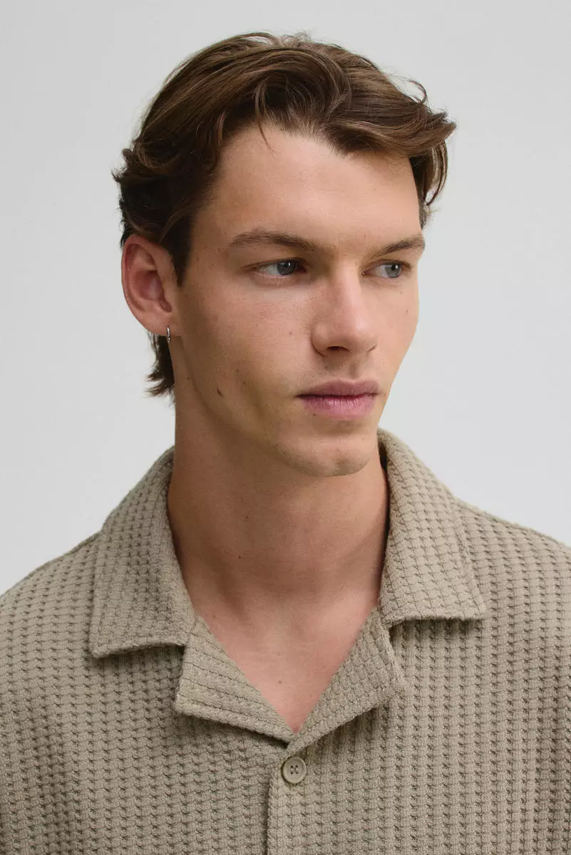 Loose Fit Waffled resort shirt