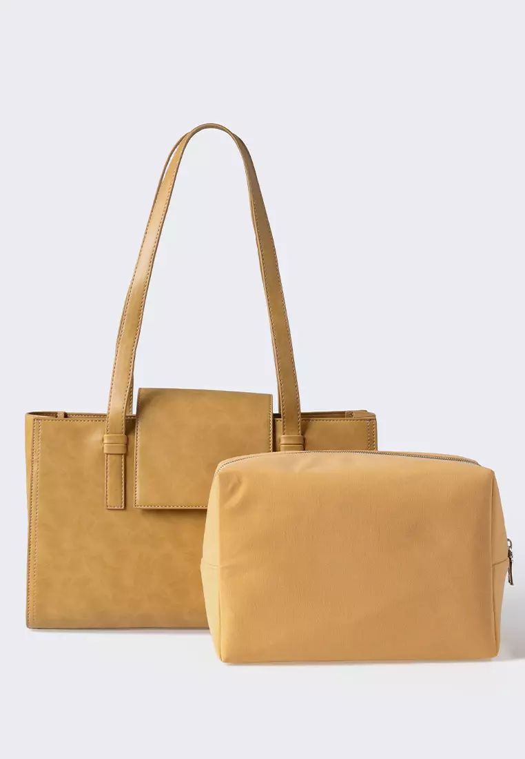 Ria Miranda Gold Nina Medium Box Bag