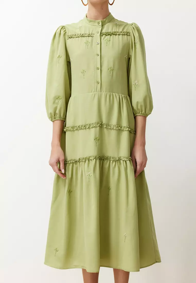 Embroidery Midi Dress