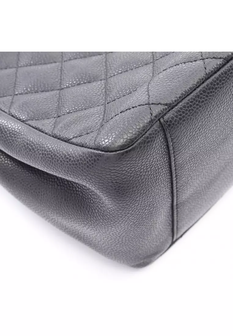 Pre-Loved Chanel matelasse grand shopping GST chain shoulder bag chain tote bag Caviar skin black silver hardware