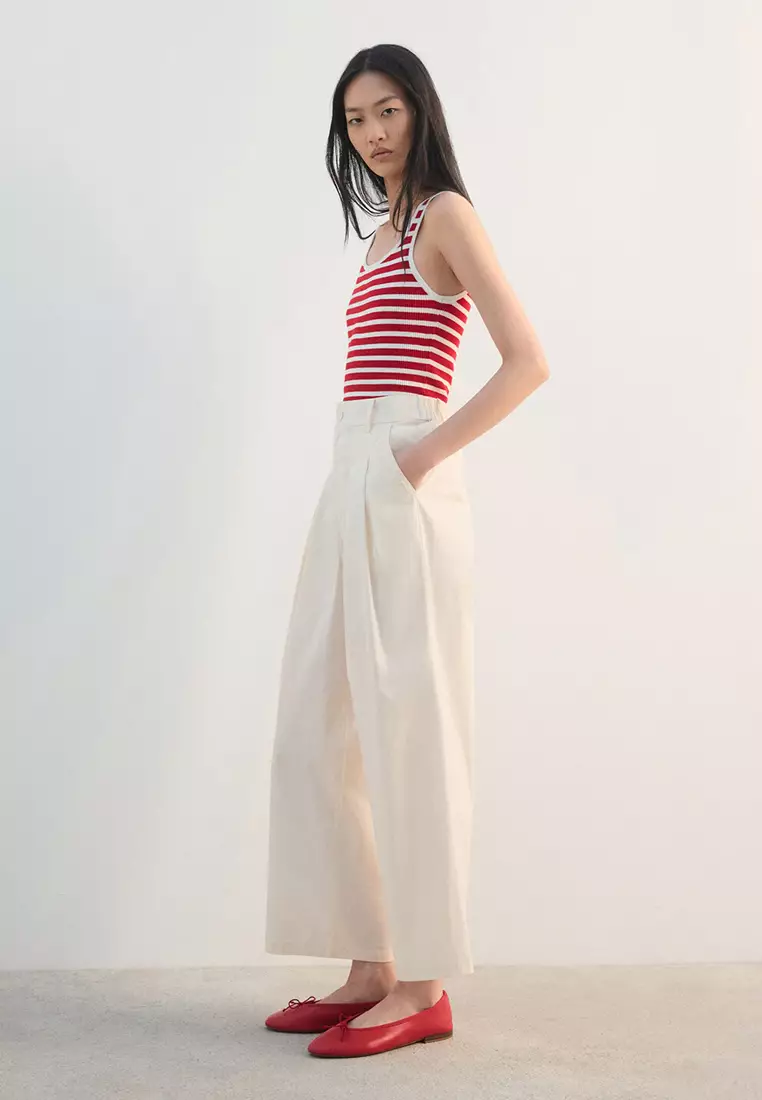 Wide Leg Cropped Trousers With Darts