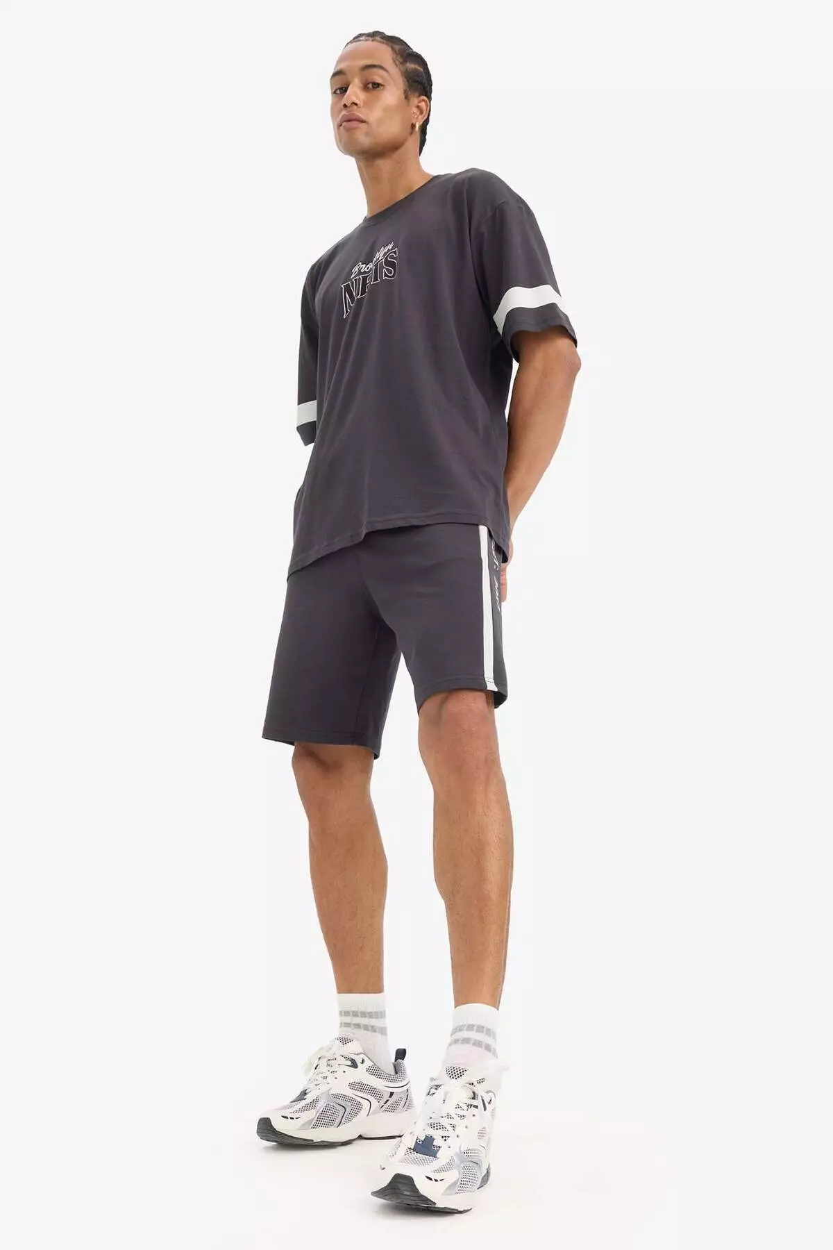 Defactofit Nba Brooklyn Nets 寬鬆闊管剪裁 T恤