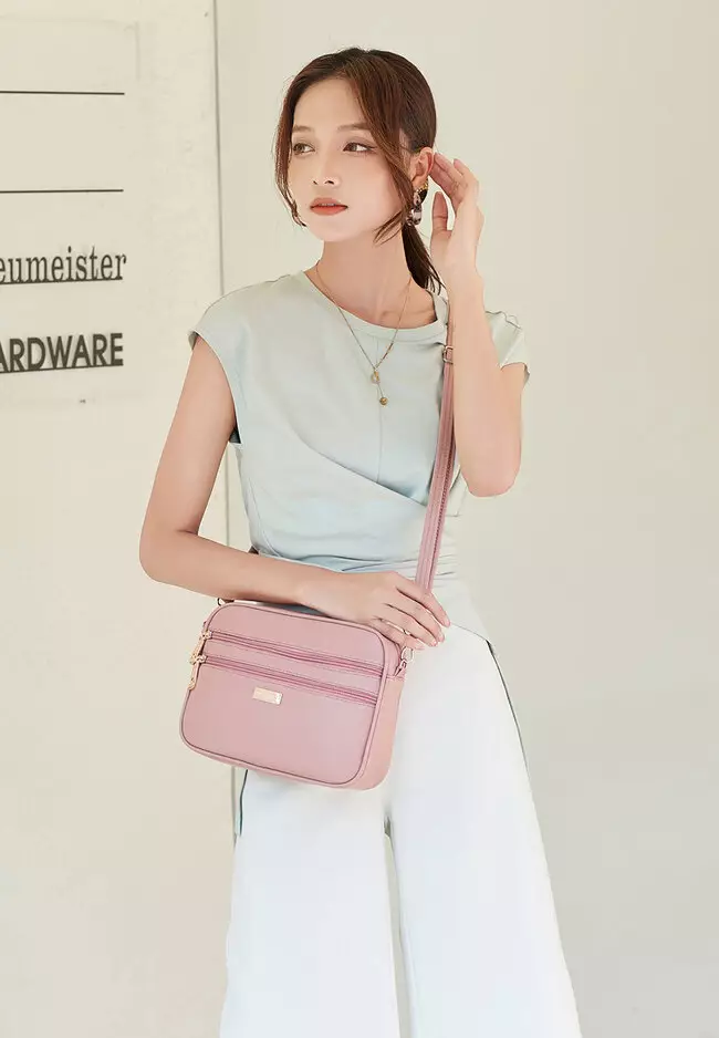 Multi Compartment Crossbody Bag / Sling Bag (Tas Selempang Wanita) - Merah Jambu