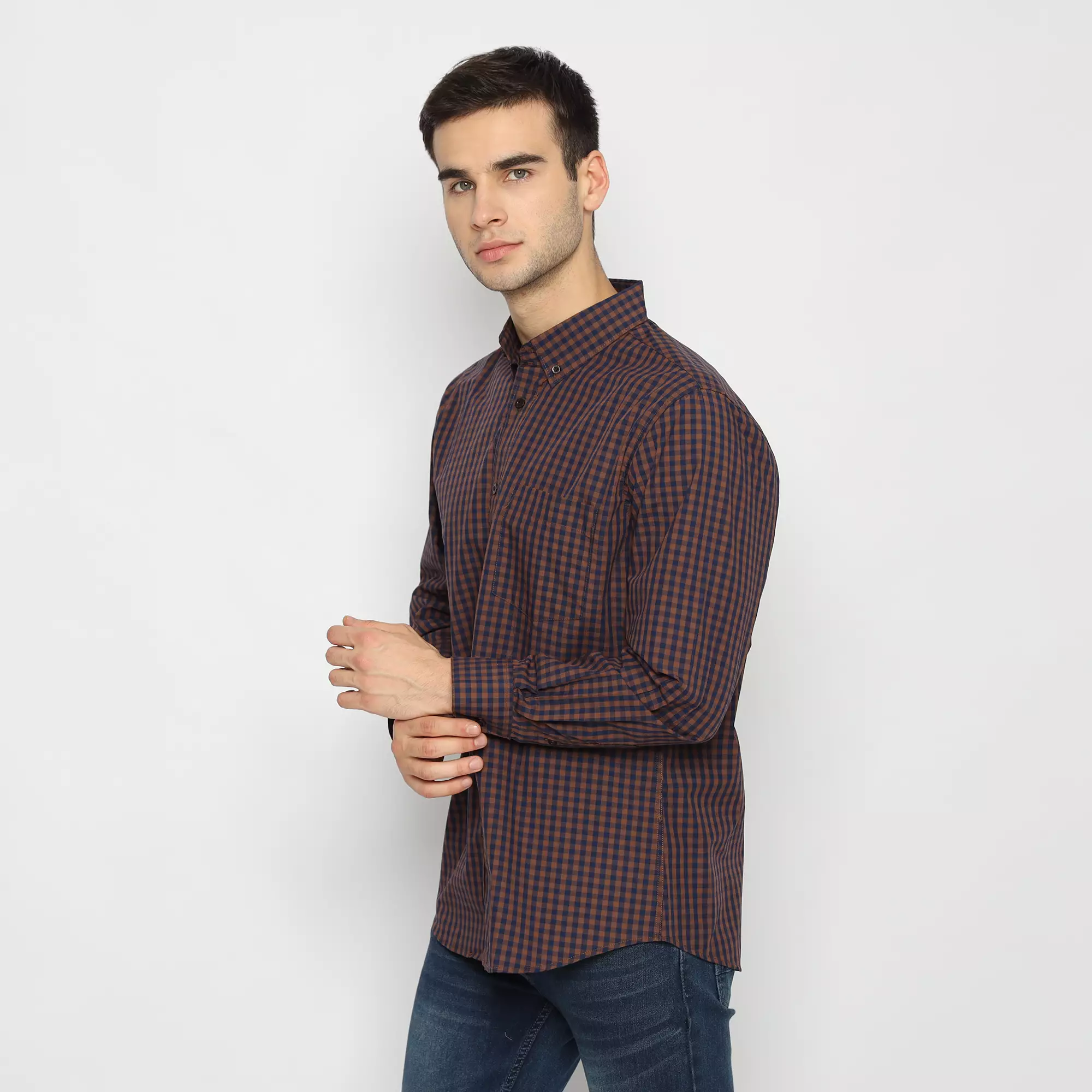 Platini Kemeja Pria Lengan Panjang Katun Coklat 76344