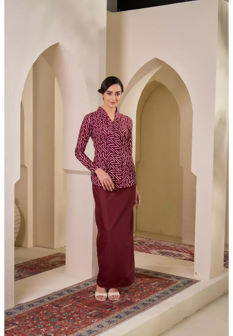 Kebaya Midi Batik Moden