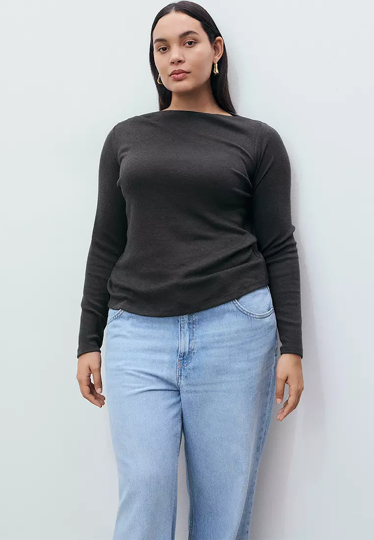 Long-Sleeved Boat-Neck T-Shirt