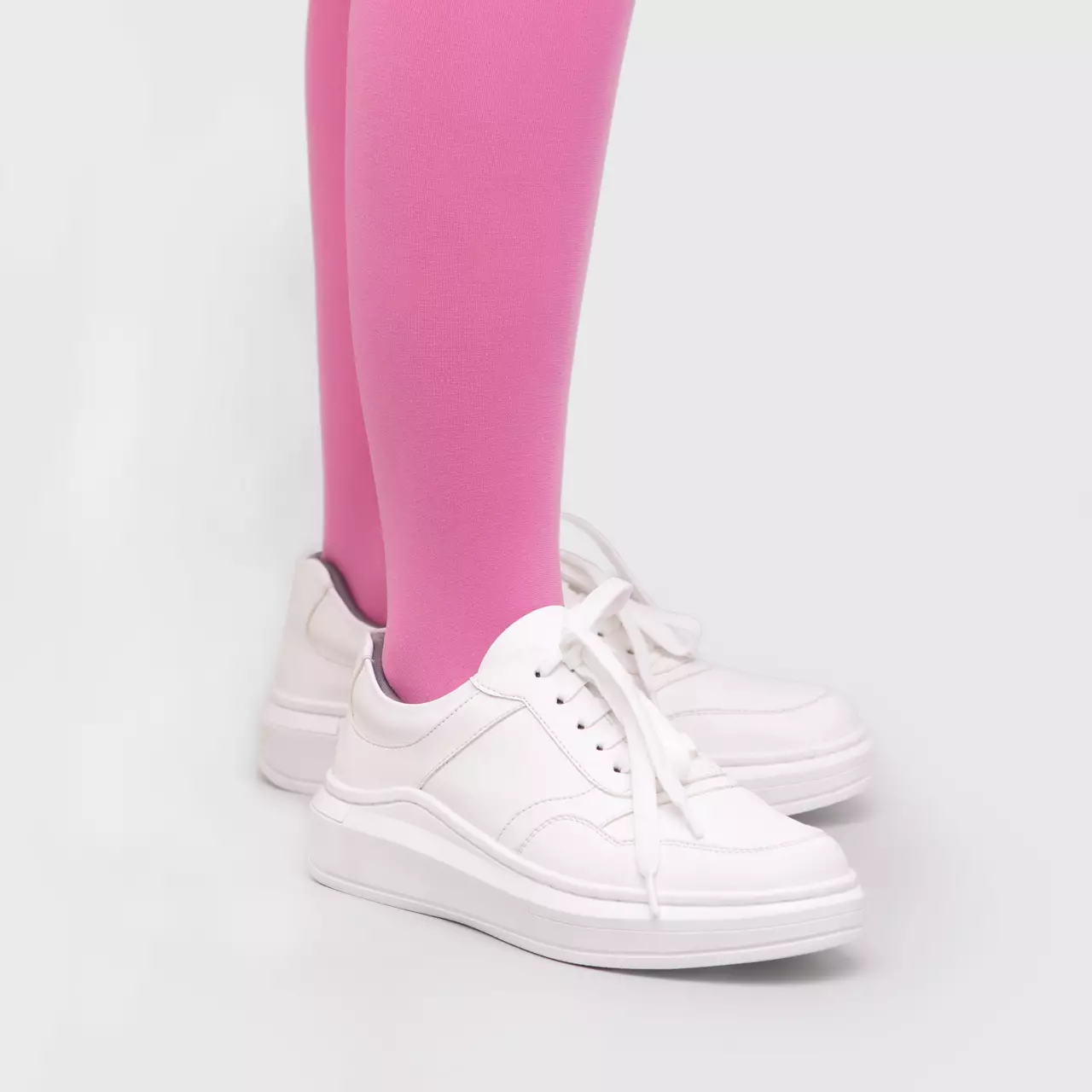 Saldana Sneakers White