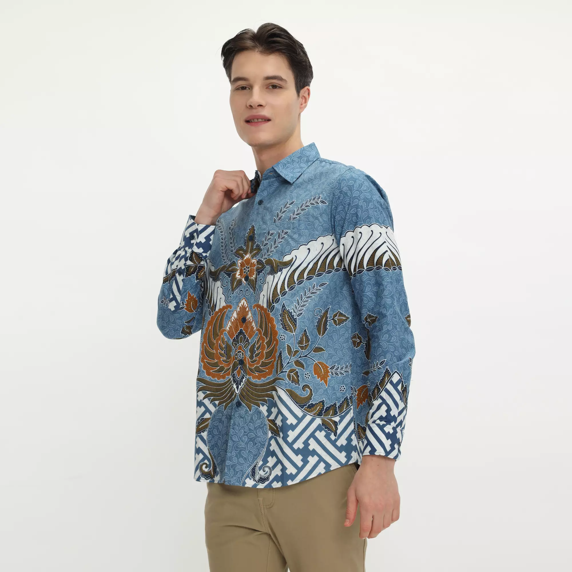 Platini Kemeja Batik Pria Lengan Panjang Katun Sky Blue 36063