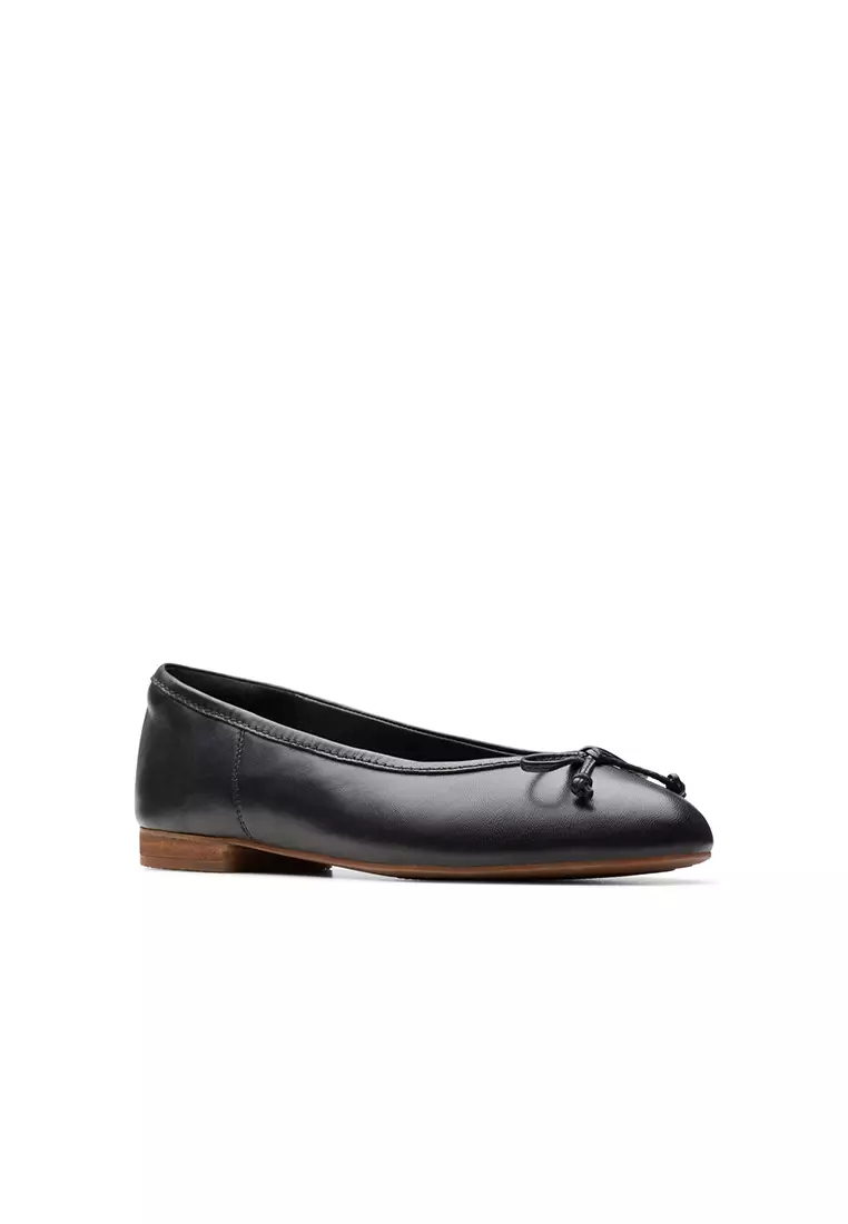 Buy Clarks Clarks Womens Fawna Lily Black Leather 2024 Online | ZALORA ...