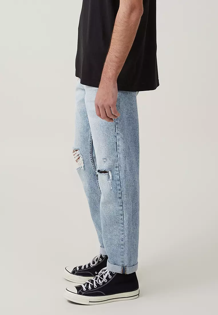 Relaxed tapered hot sale jeans