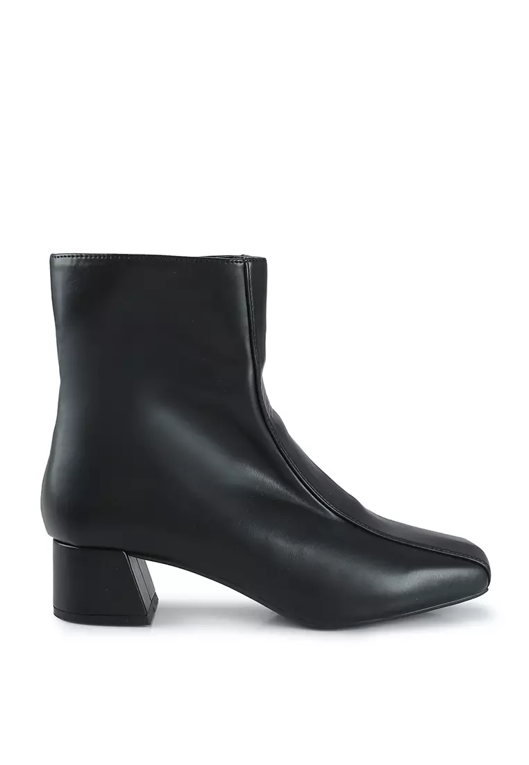 Discount on Lowrys Farm  shoes - SKU: Square Heel Boots