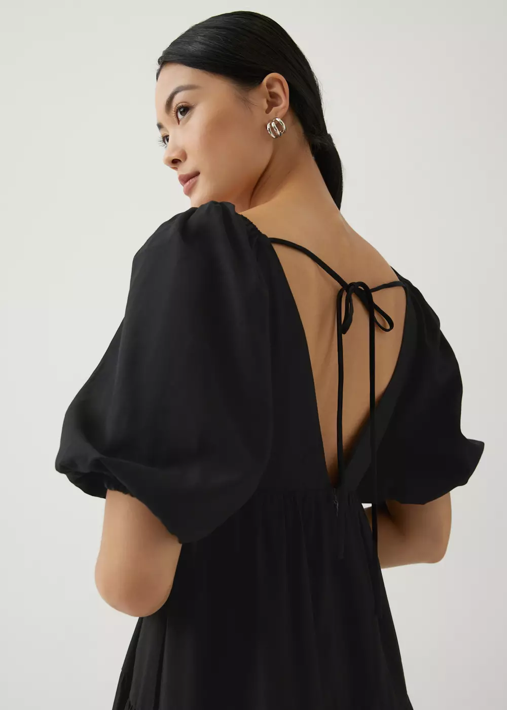 Dress Wanita - Katrine Padded Tiered Maxi Dress