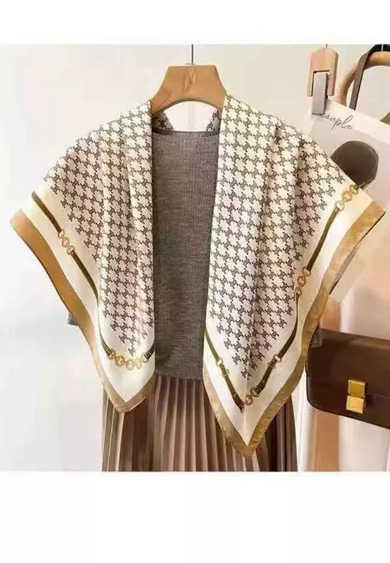 Aksesoris Scarf Belts Border Motif Silky Square Satin Scarf Segi Empat Ukuran Kecil Beige & white