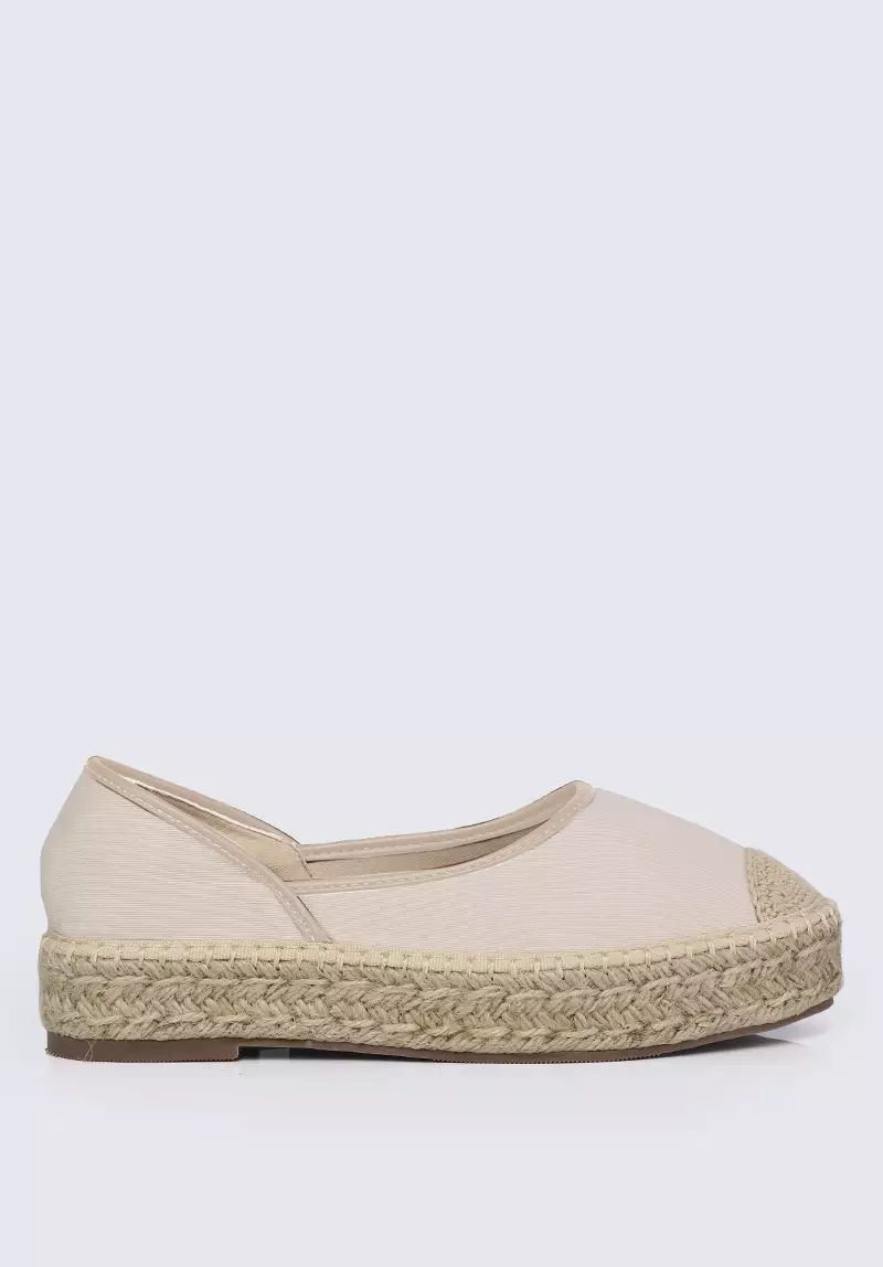 White closed hot sale toe espadrilles