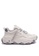 Twenty Eight Shoes 白色 VANSA 舒適網布運動鞋 VSW-T200011 D17C7SHD94E1AEGS_1