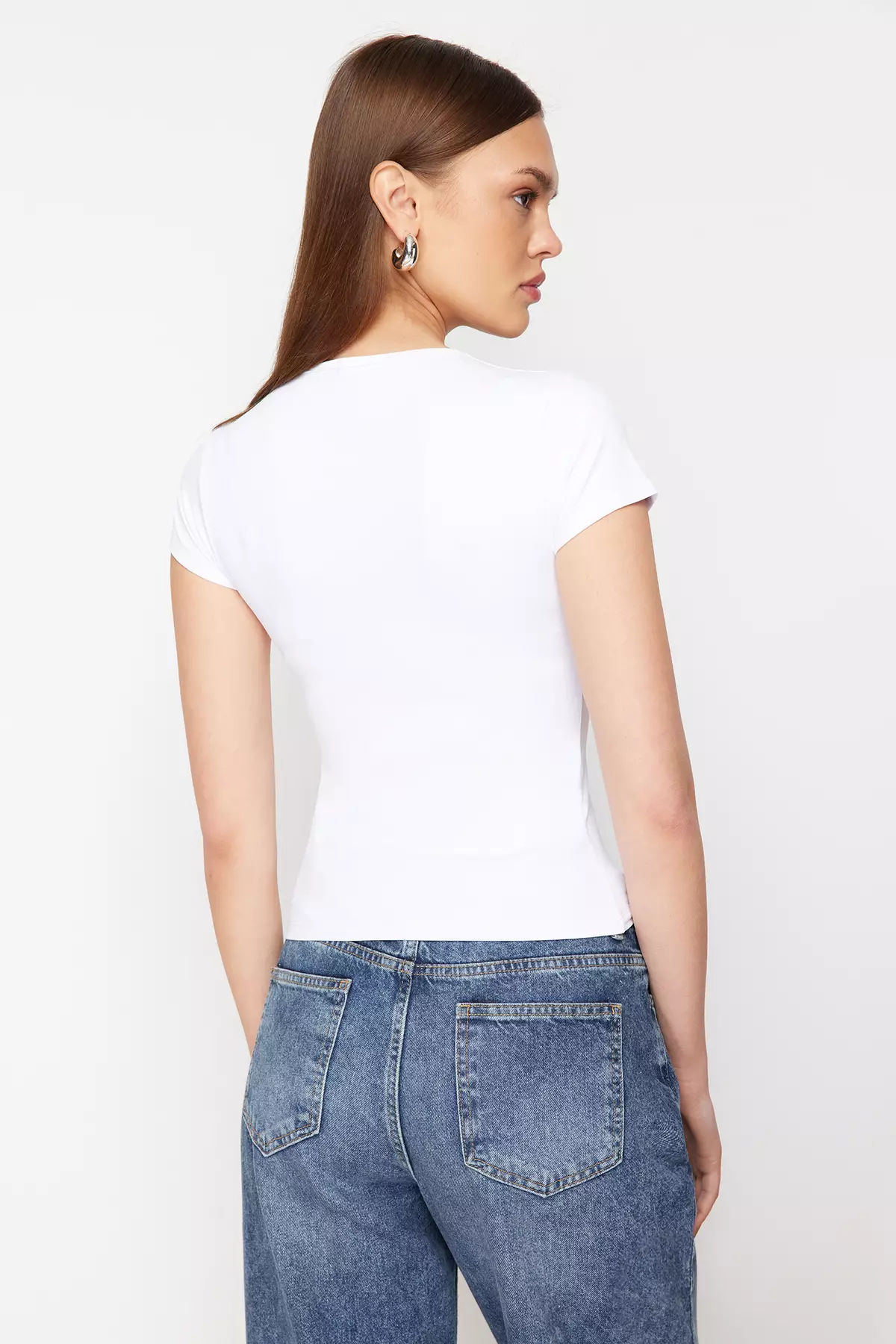 Fitted Round Neck T-Shirt
