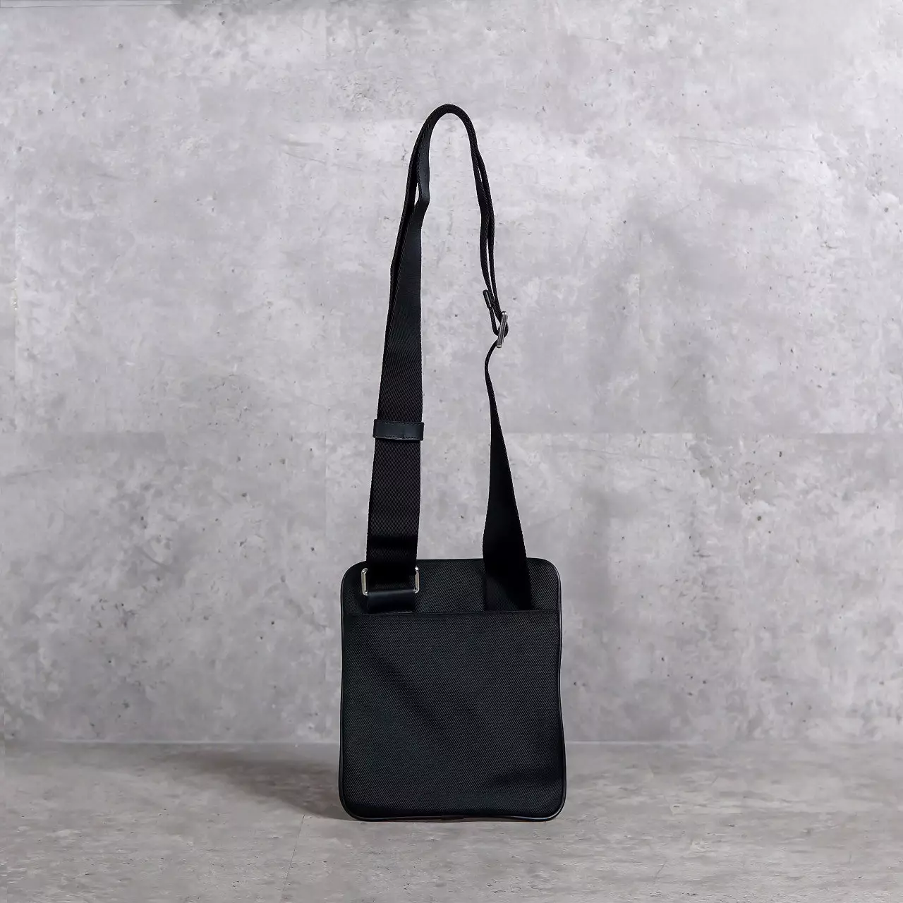 Tas BALLY TELFORD STRIPE RED BLACK SHOULDER BAG 100% ORIGINAL