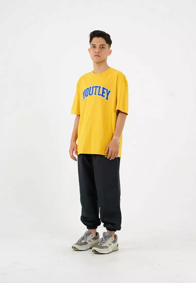 Moutley Oversized T-Shirt Curve Type C180824