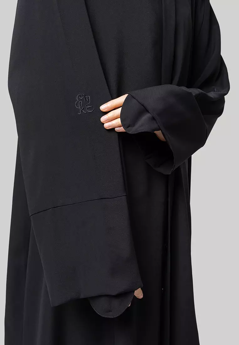 Kami Ayara Loose Long Top Black