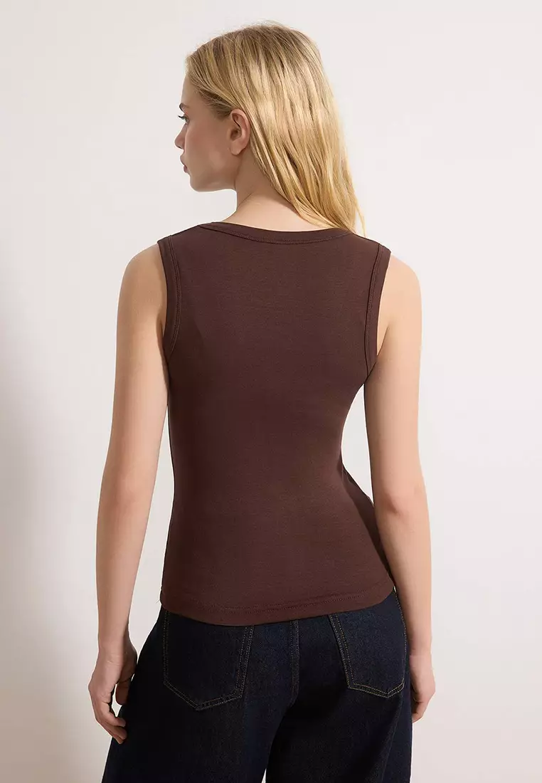 Dark Brown Fitted/Sleeveless Stretchy Knitted Undershirt Twoss25Al22
