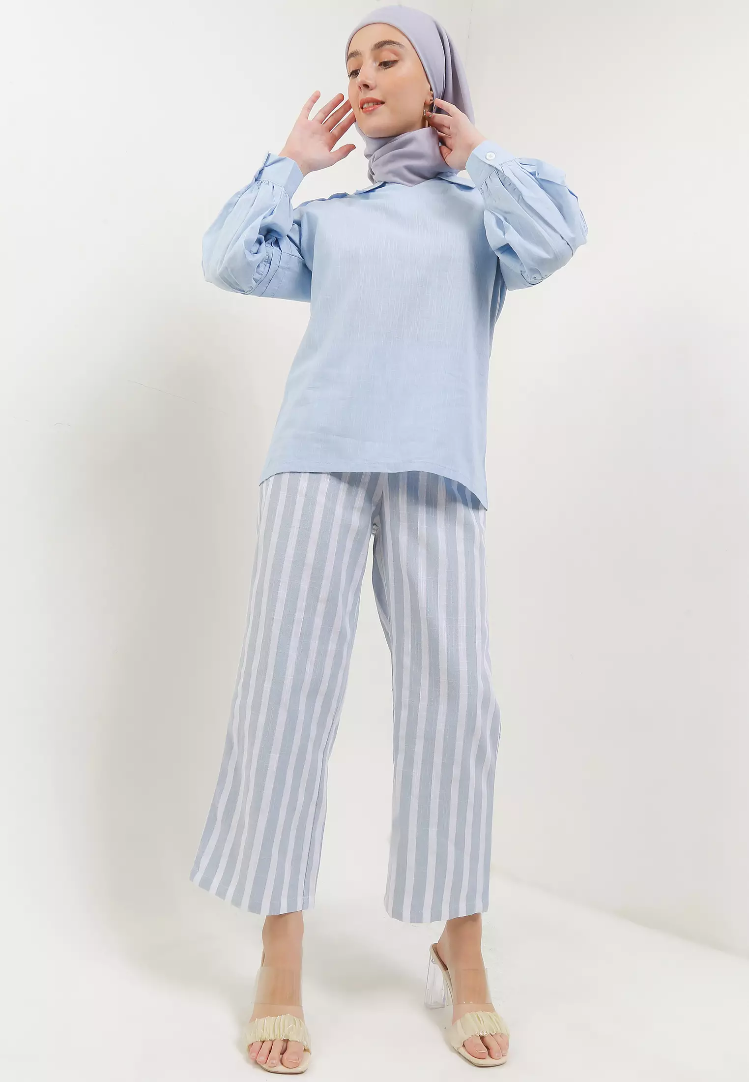 MFMW Andress Atasan Blouse Soft Blue