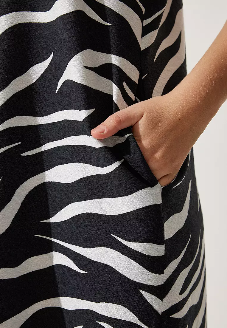 Sleeveless Pattern Mini Dress