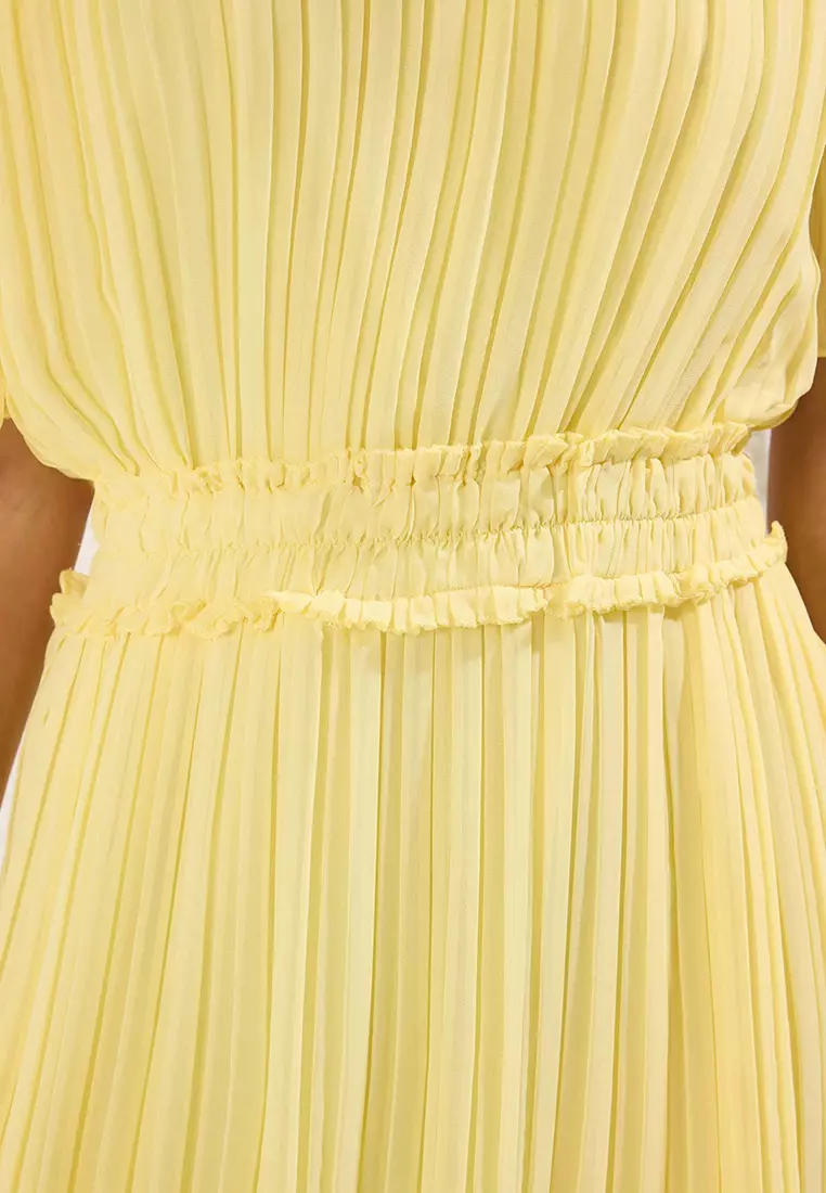 Yellow Pleated Mini Chiffon Lining Woven Dress Twoss25El00119