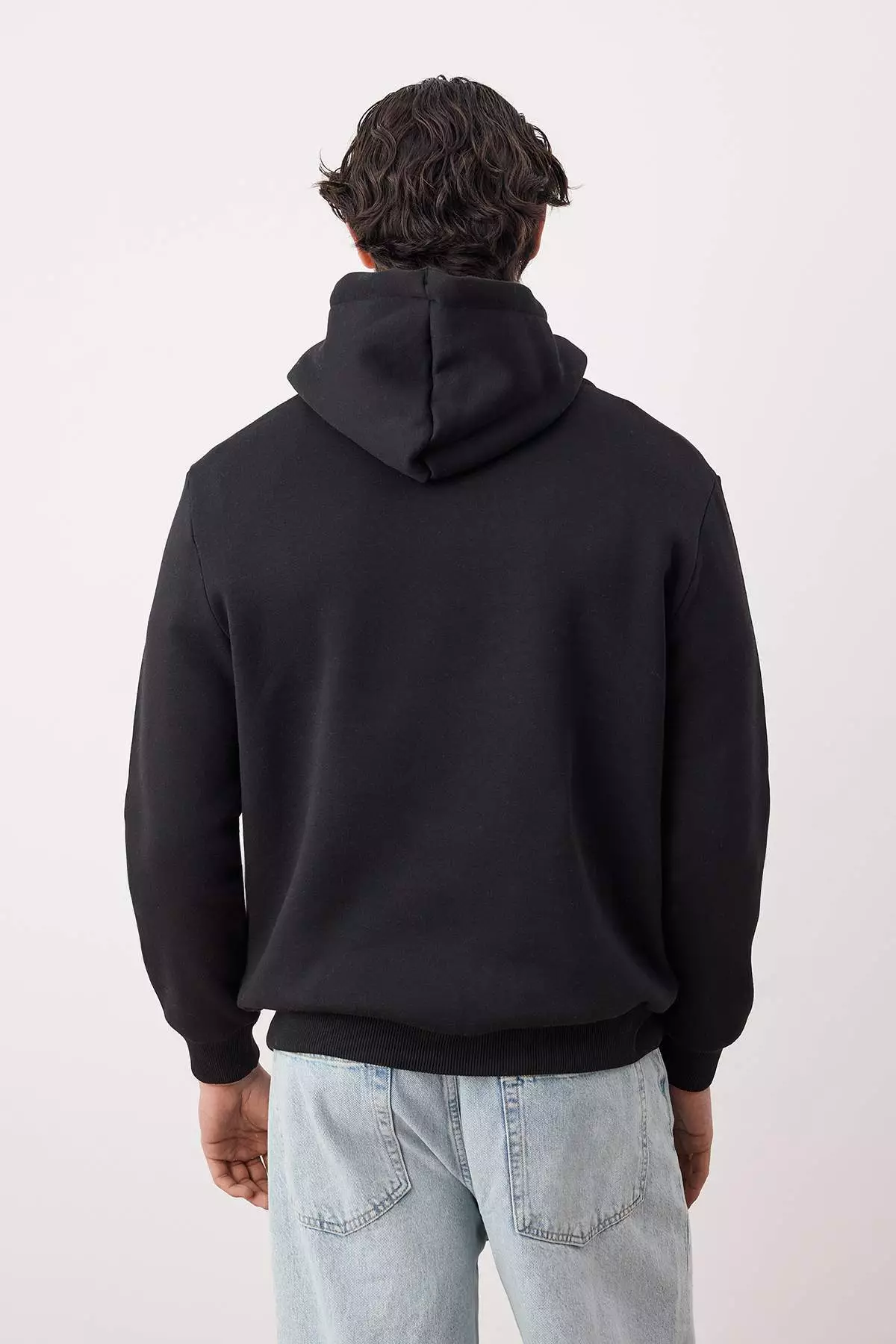 Black Regular Cut Hooded Thick Sweatshirt With Polar Fleece Inside