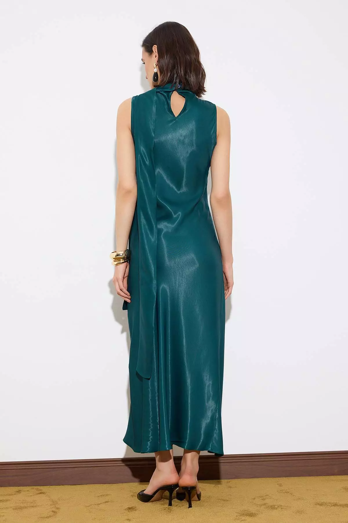 Emerald Green Scarf Detailed Satin Midi Stylish/Evening Dress Tprss26El29