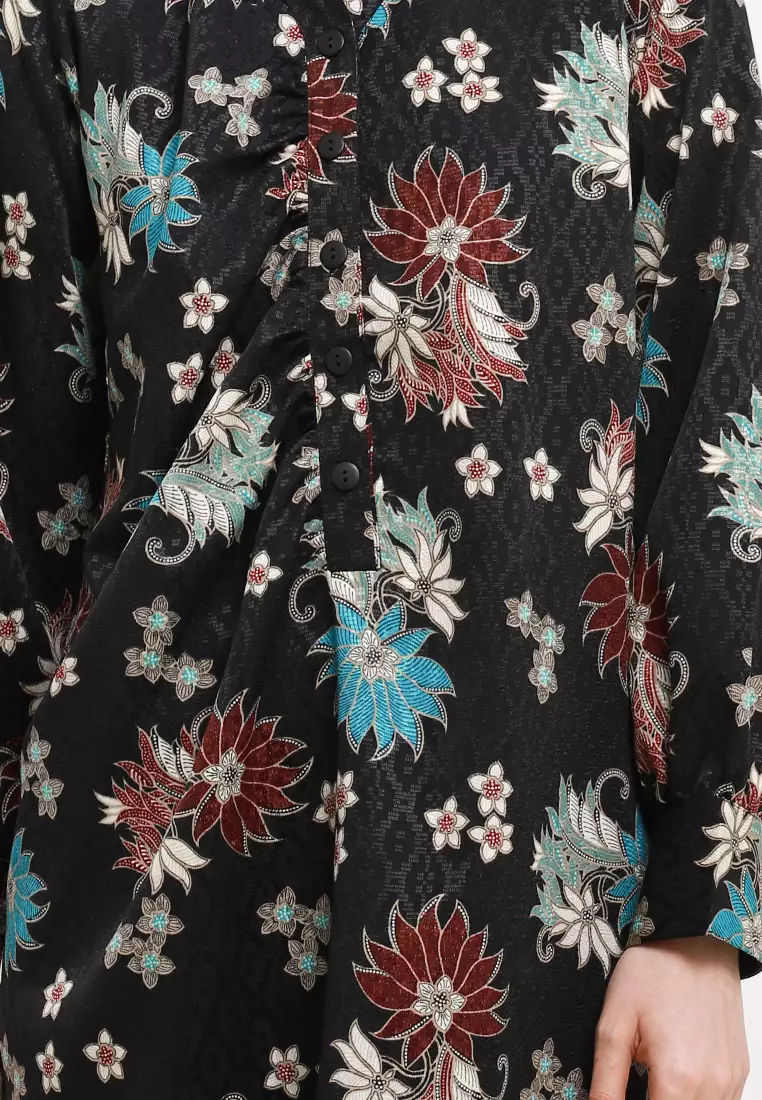 Mazia Tunic In Black Blue Batik Print