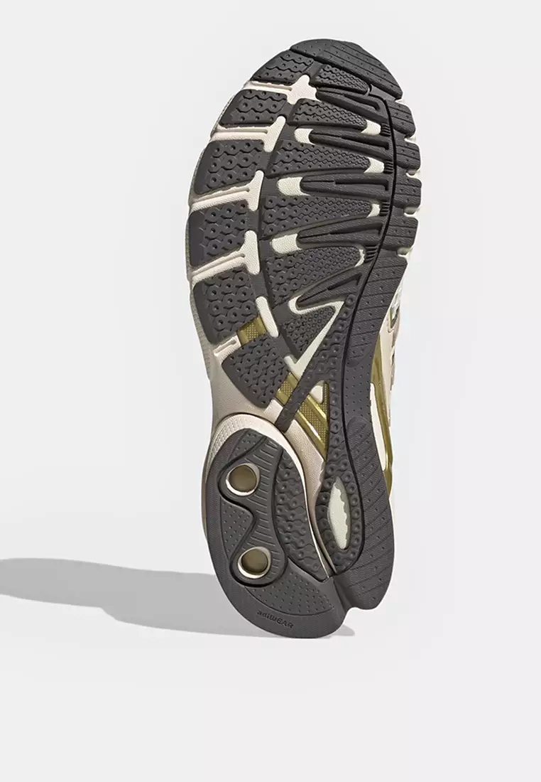 Adistar Control 5 MJ Shoes