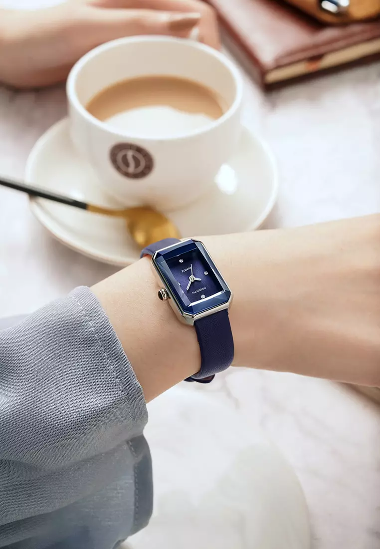 Jam Tangan Wanita Mewah Kasual Square Display Kuarsa Tali kulit dengan gelang gratis