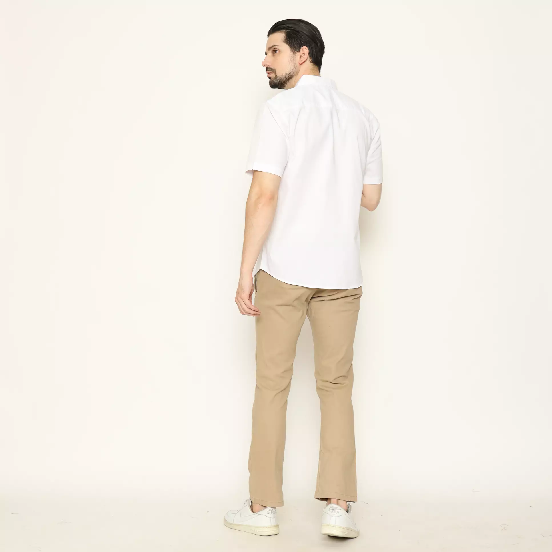 AMK Kemeja Pria Lengan Pendek SHS Maksim S/S White