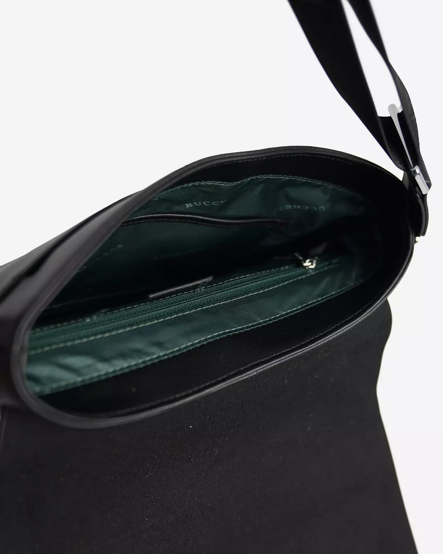 Buccheri George Sling Bag Men Black