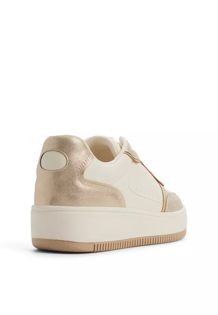 Freshy Sneakers