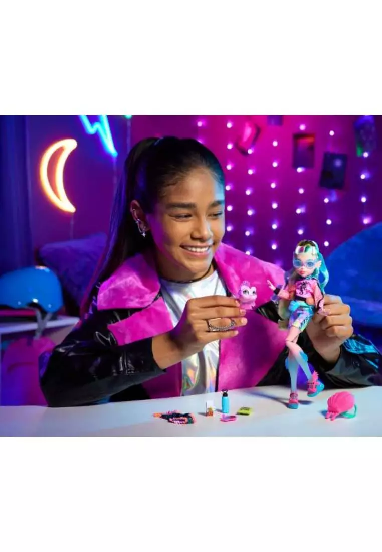 Monster High Lagoona Blue Doll With Pet And Accessories