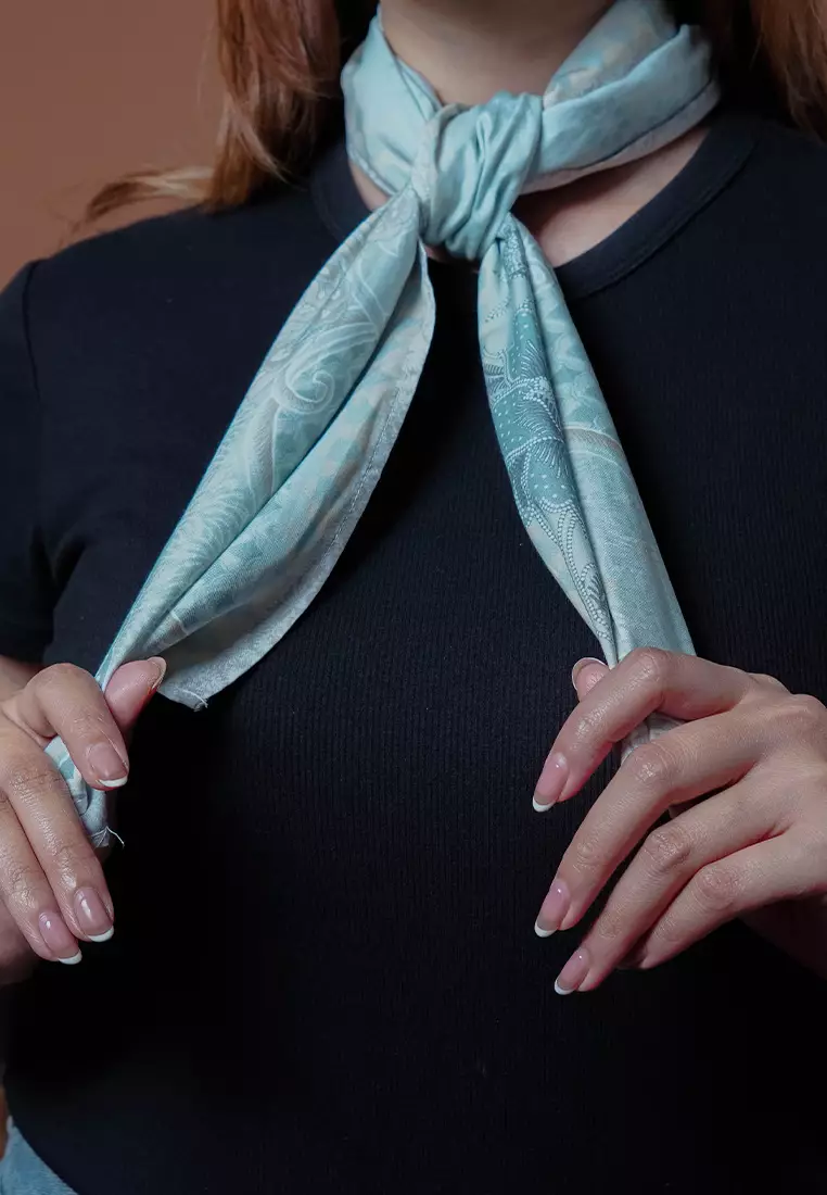 Hadinata Batik Wanita Syal Scarf Shandita Soft Blue