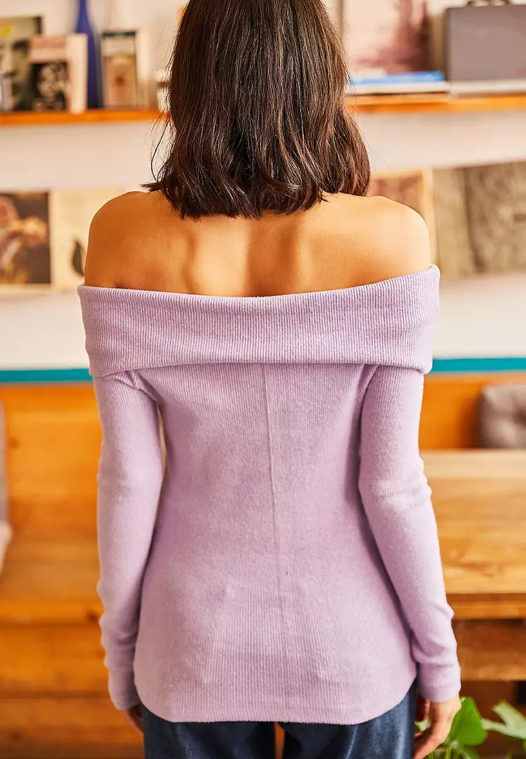 Madonna Collar Knit Top