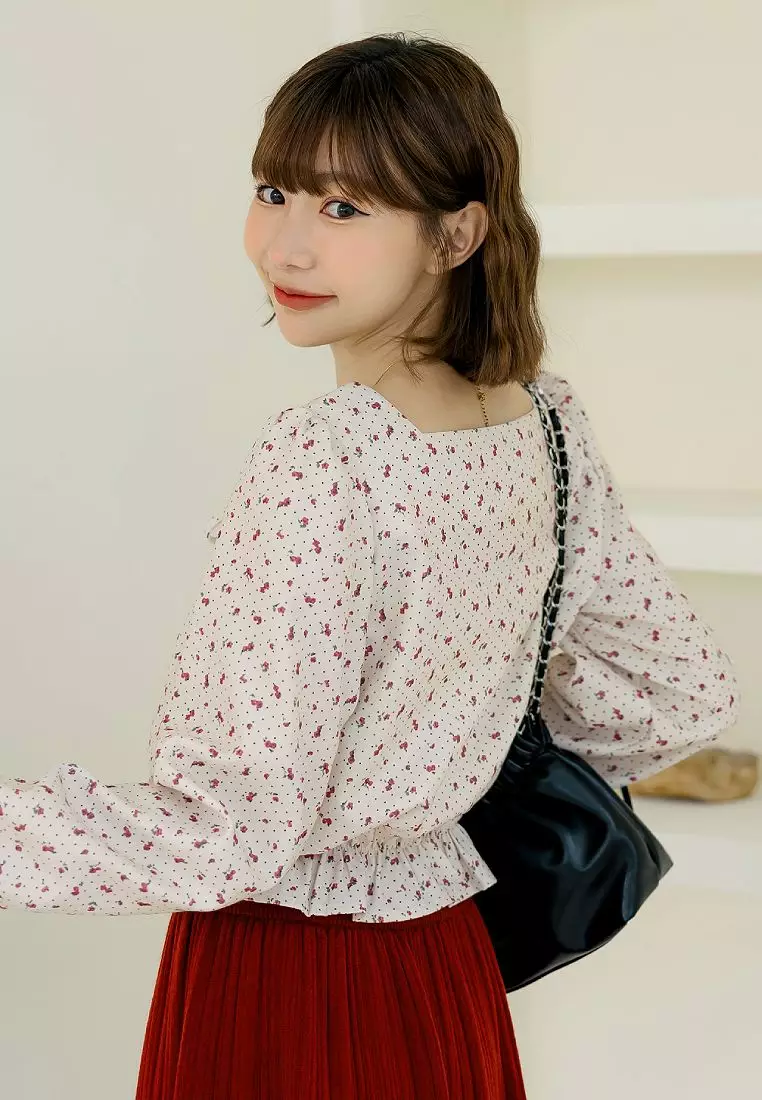 Romantic Floral Smocked Crop Blouse with Square Neck and Puff Long Sleeves [AB19913]
